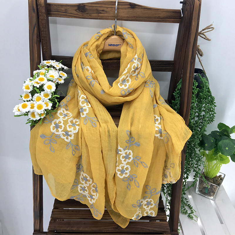 Many Colours Ethnic Embroidery - Shawl Wrap Winter recension och pris
